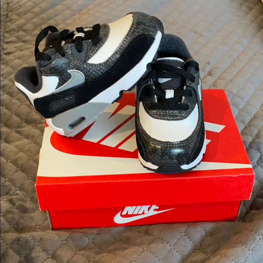 Nike Air Max 90